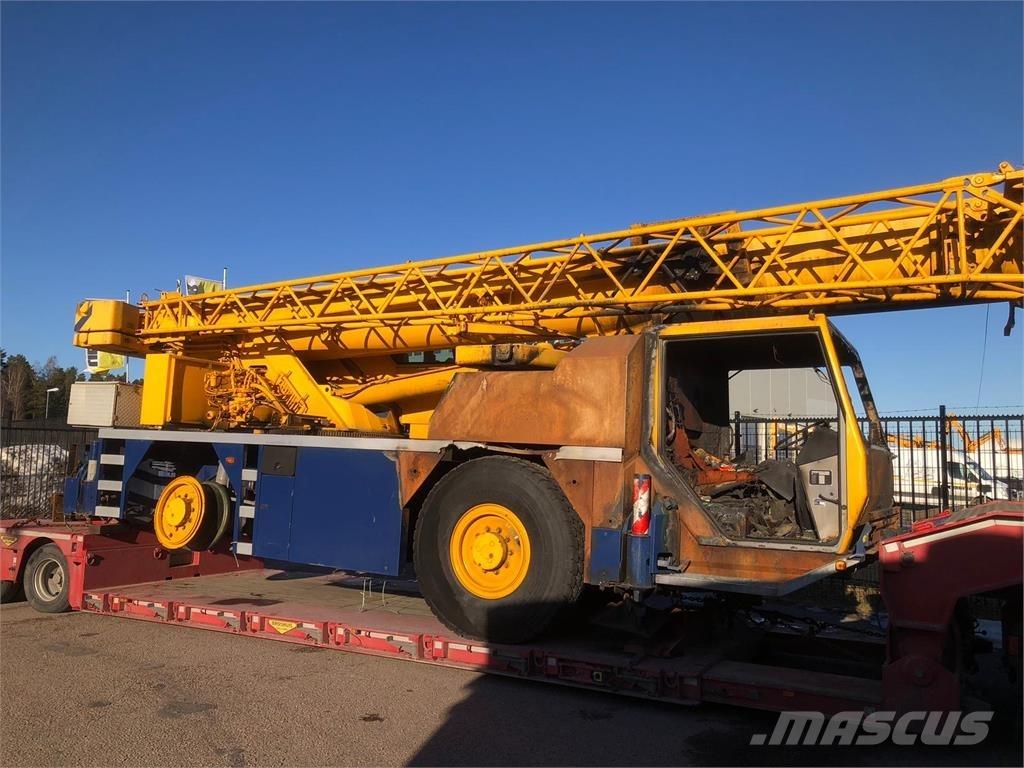 Liebherr LTM 1030-2 автокрани