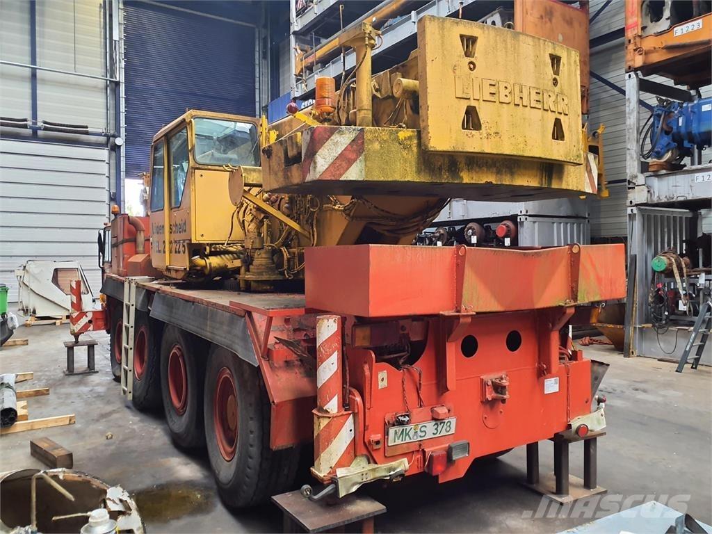 Liebherr LTM 1050 автокрани