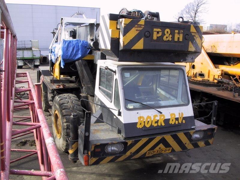 P&H S35 for parts автокрани