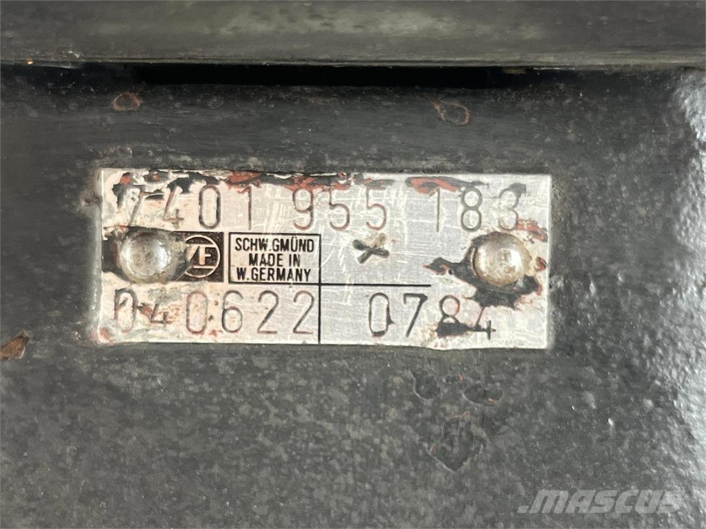 ZF Steering Box Запчастини для кранів