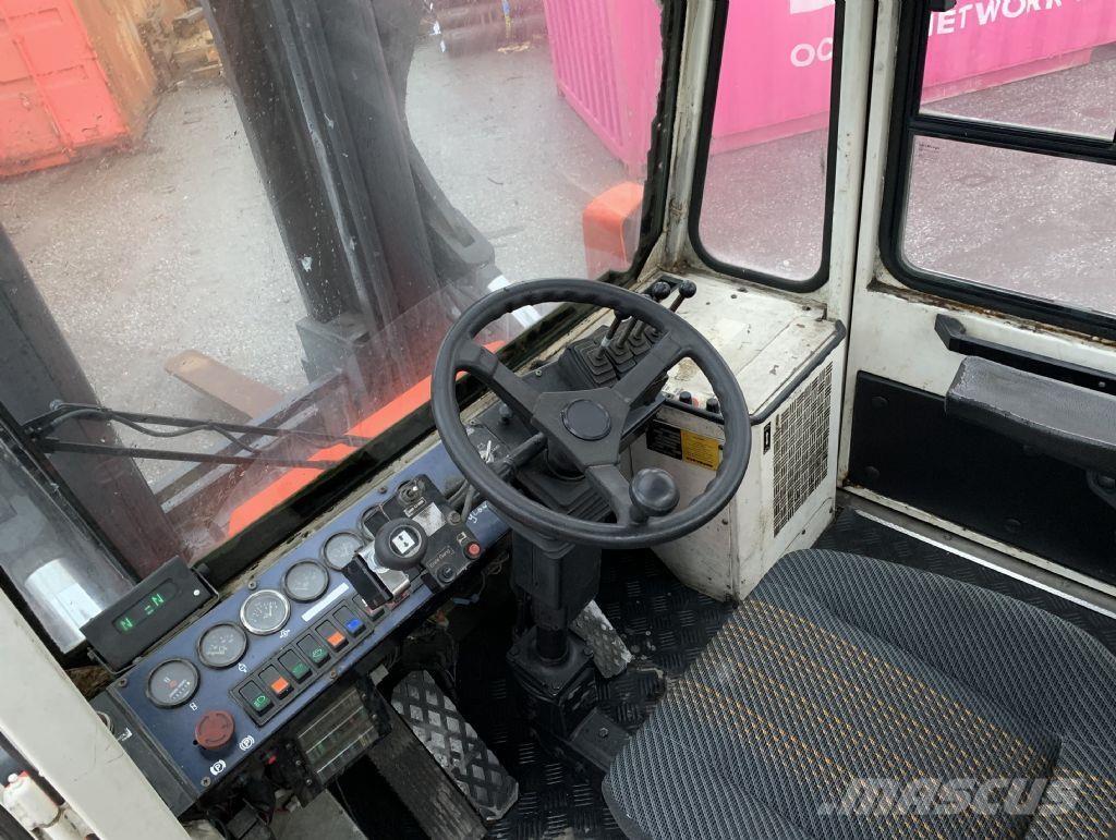 Svetruck 13,6-120-32 Дизельні навантажувачі