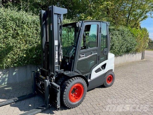 Bobcat D35C-9 Дизельні навантажувачі