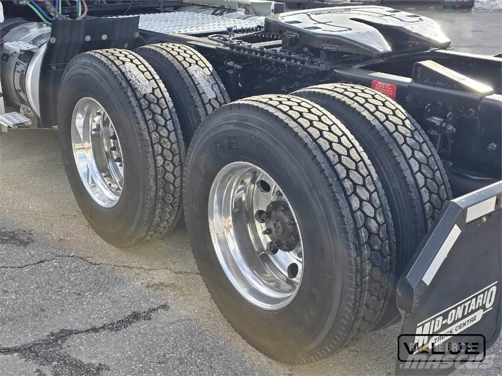 Volvo VNL760 Тягачі