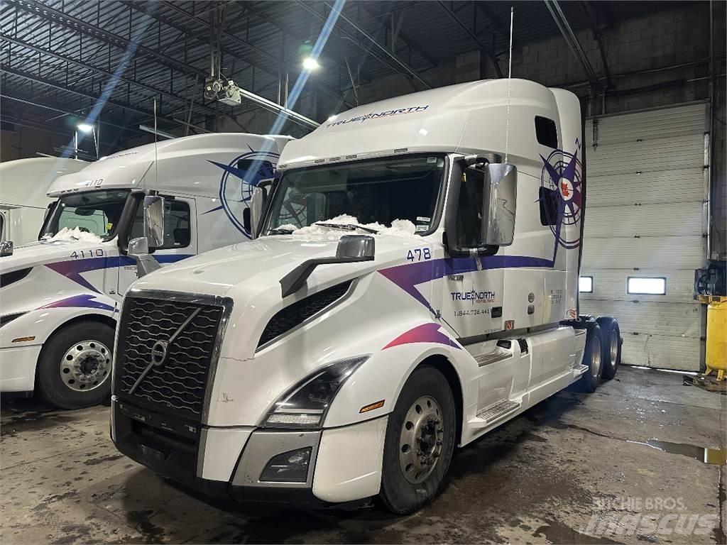 Volvo VNL760 Тягачі