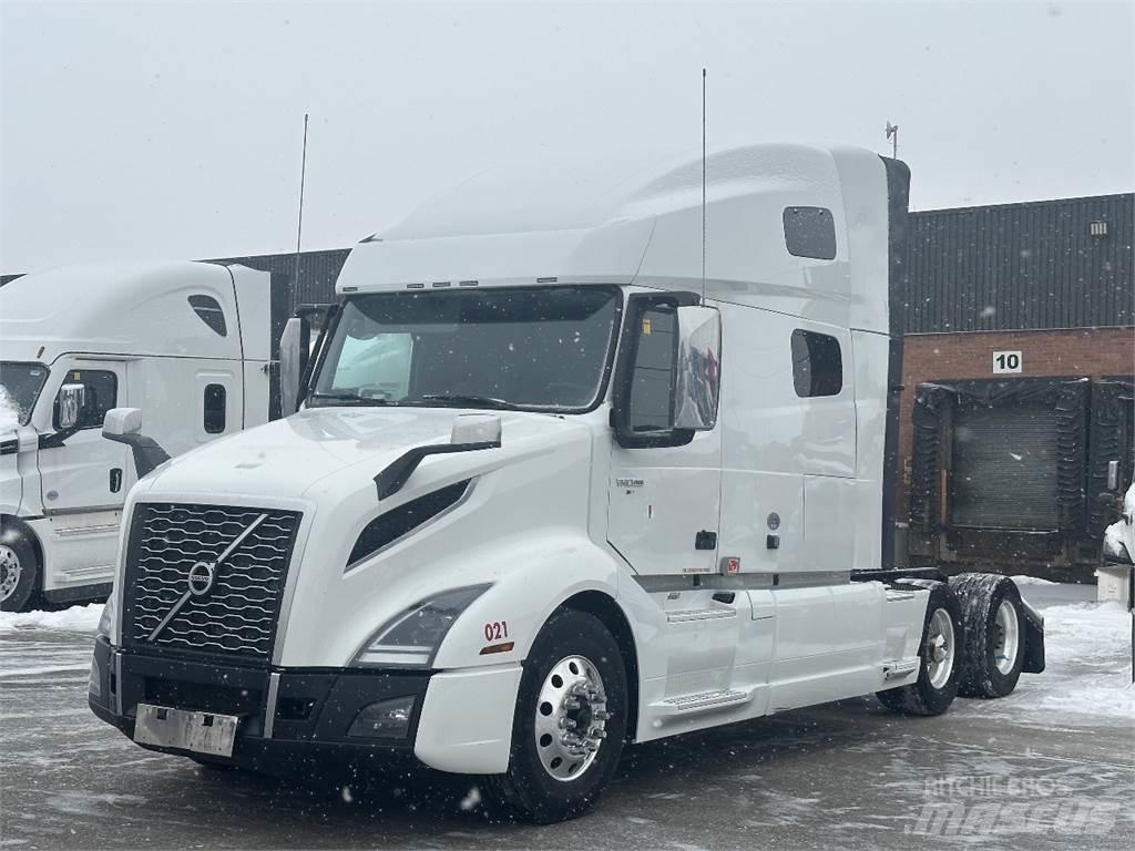 Volvo VNL760 Тягачі
