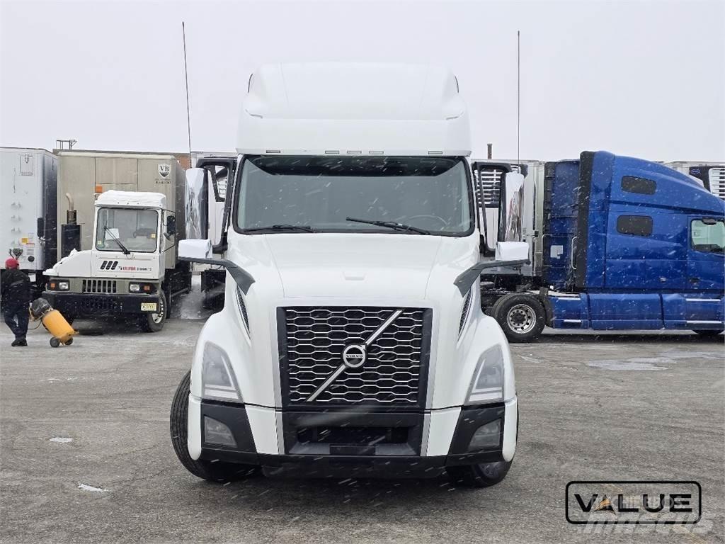 Volvo VNL760 Тягачі