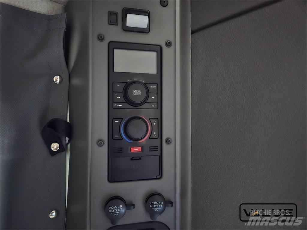 Volvo VNL860 Тягачі