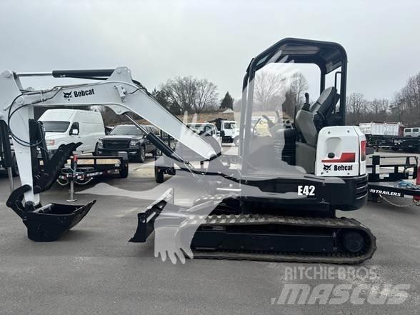 Bobcat E42 Міні-екскаватори < 7т