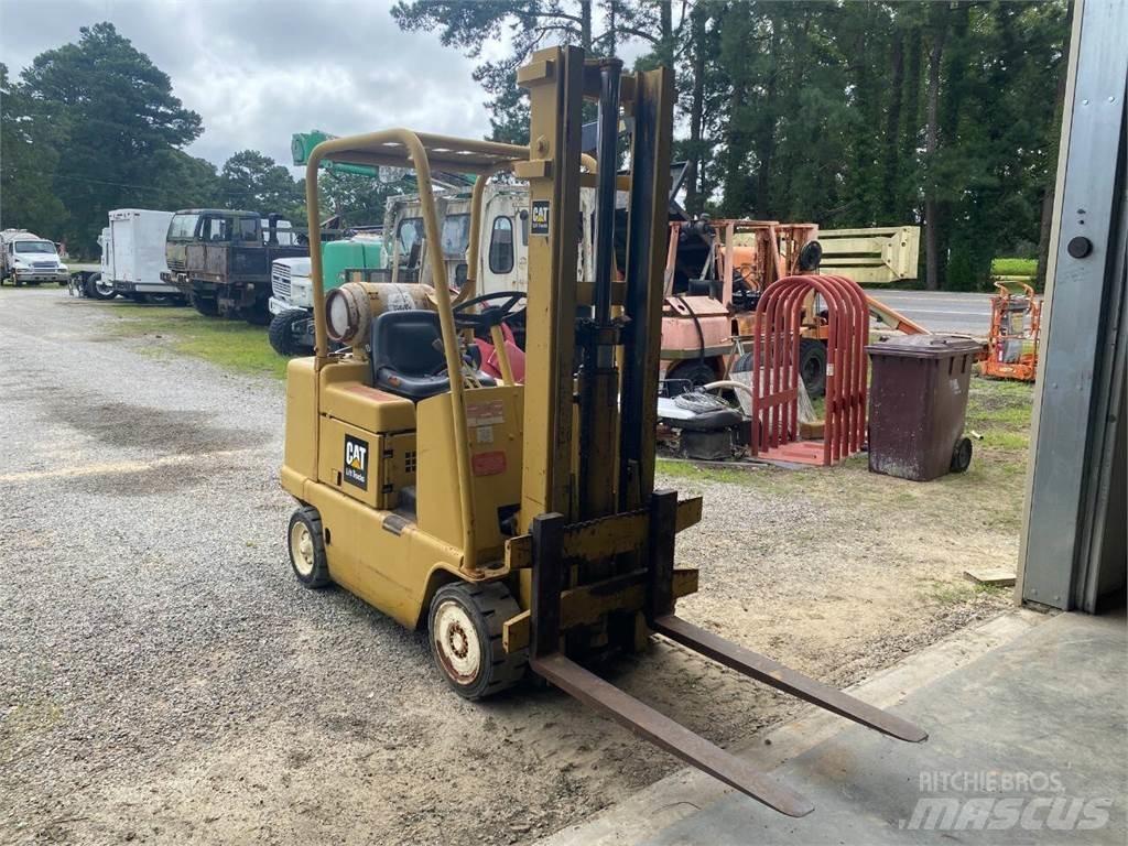 CAT T40B Будтехніка - Інші