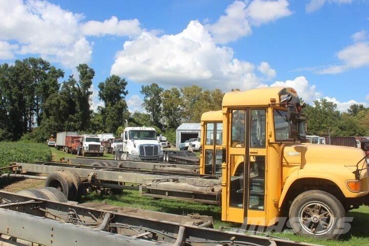 Ford B-800 Будтехніка - Інші