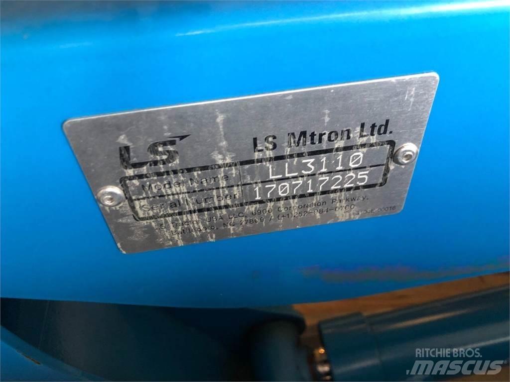 LS LL3110 Будтехніка - Інші