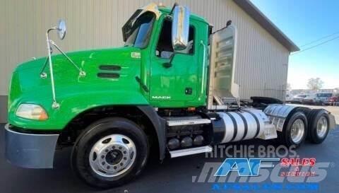 Mack CXU613 Будтехніка - Інші