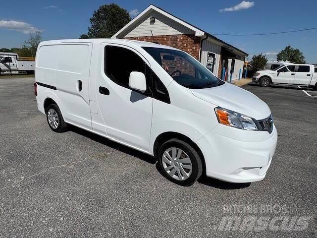 Nissan NV200 Будтехніка - Інші
