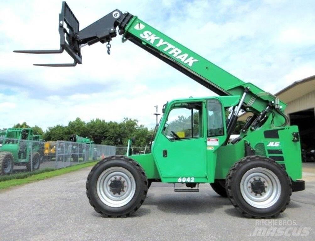 SkyTrak 6042 Будтехніка - Інші