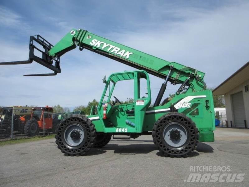 SkyTrak 6042 Будтехніка - Інші