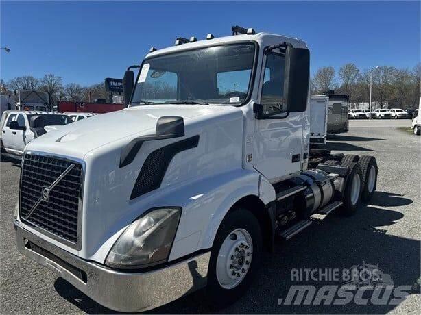 Volvo VNL Будтехніка - Інші