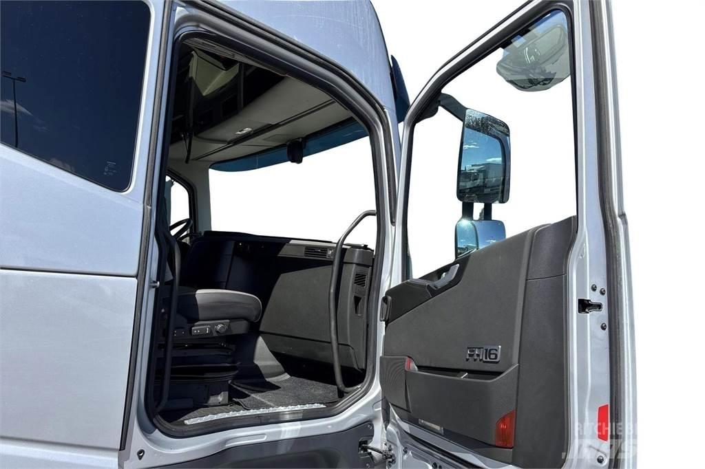 Volvo FH 16 650 Мультиліфти