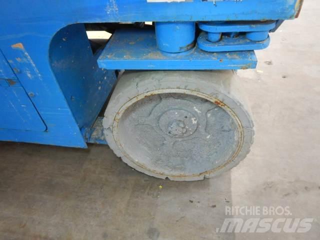 Genie GS2032 Підйомники-ножиці
