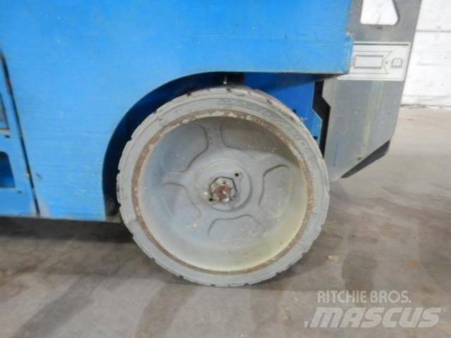Genie GS2032 Підйомники-ножиці