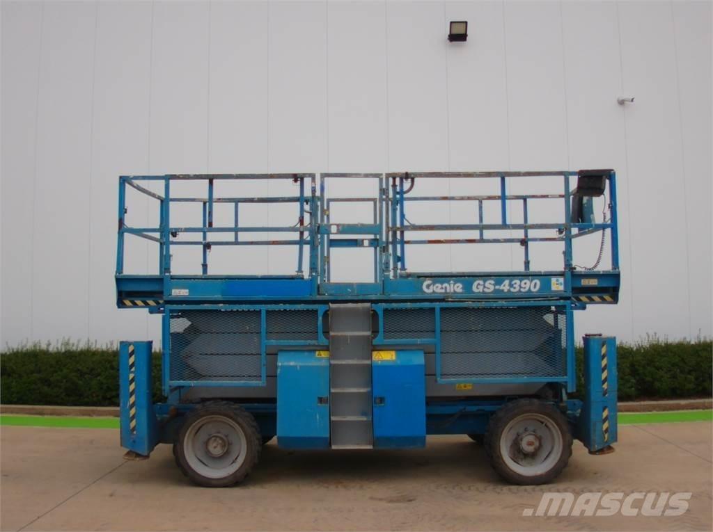 Genie GS4390RT Підйомники-ножиці