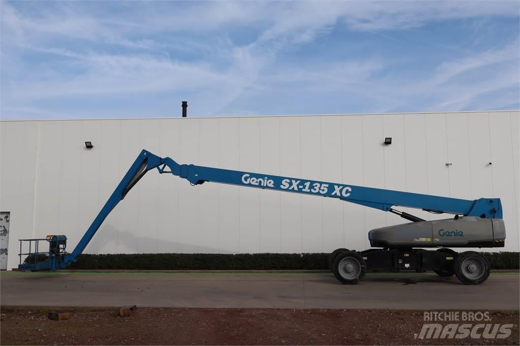 Genie SX135XC Телескопічні підйомники