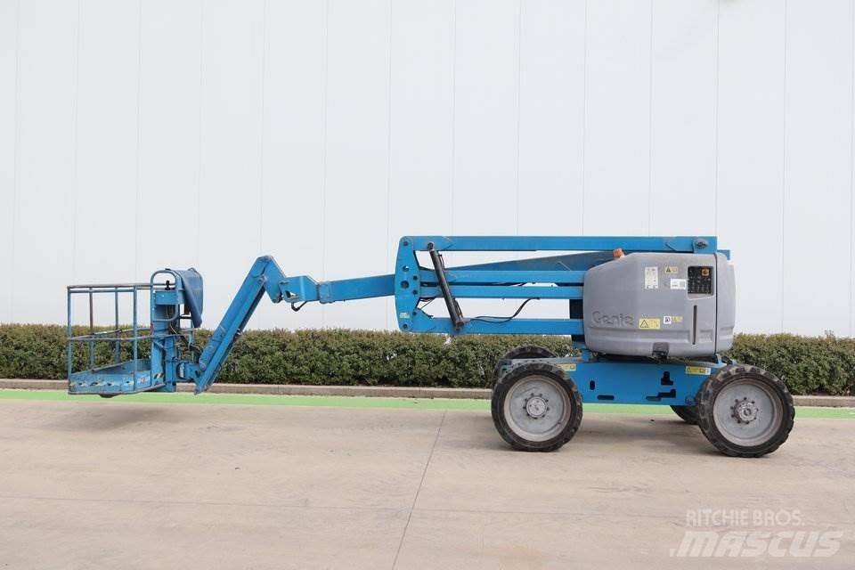 Genie Z51-30JRT Колінчаті підйомники
