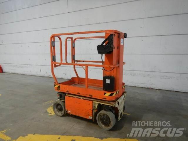 JLG 1230ES Вертикальні щоглові підйомники