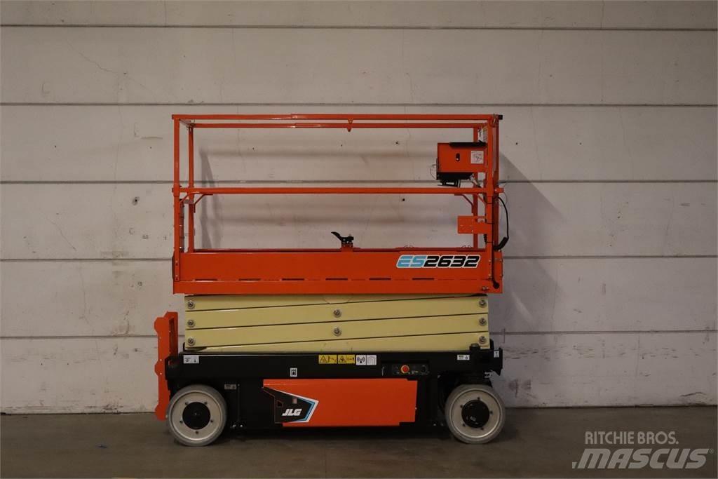 JLG 2632ES Підйомники-ножиці