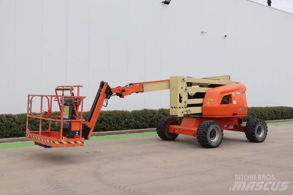 JLG 520AJ Колінчаті підйомники