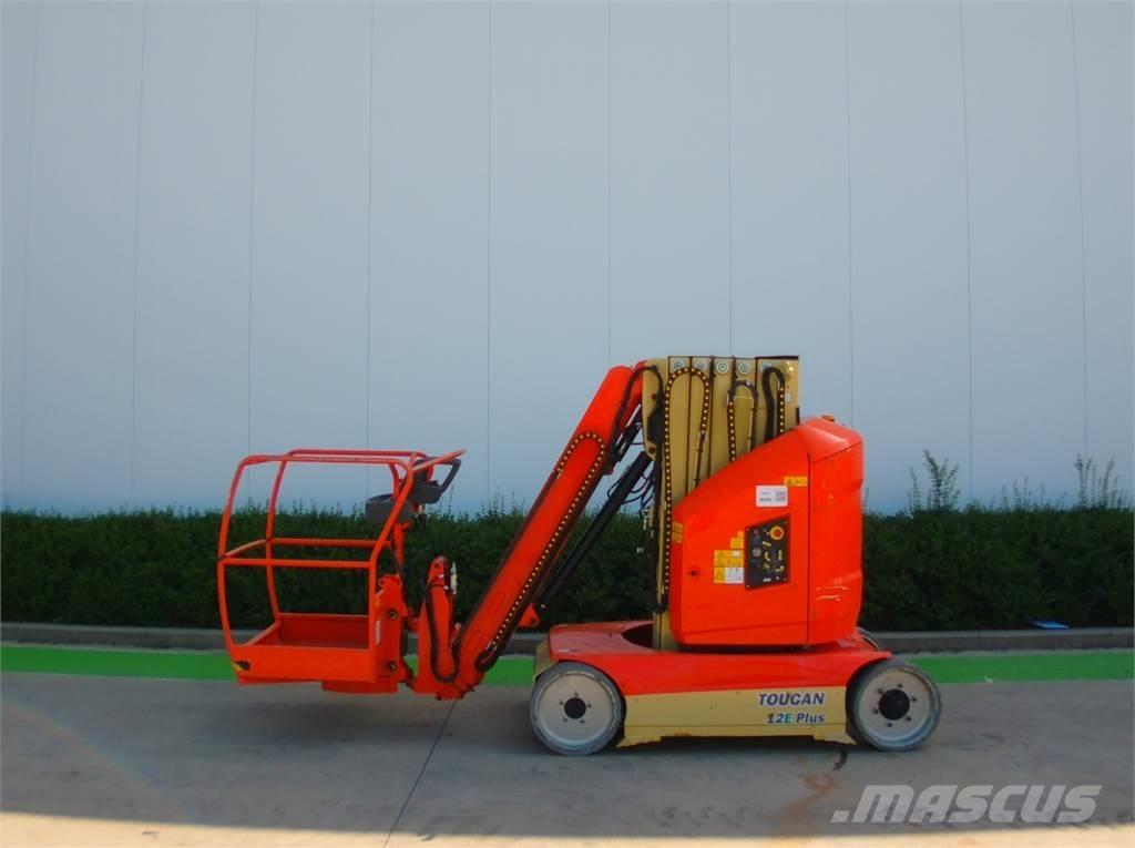 JLG Toucan 12E+ Вертикальні щоглові підйомники