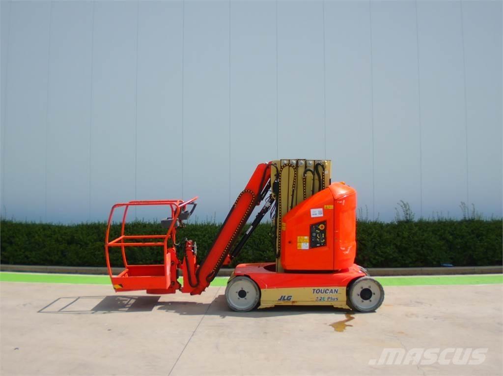 JLG Toucan 12E+ Вертикальні щоглові підйомники