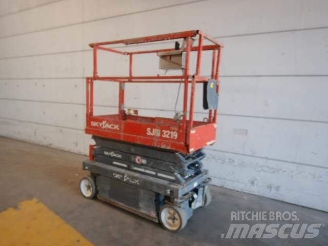 SkyJack SJ3219 Підйомники-ножиці