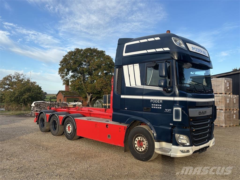 DAF XF 510 FAK 8X2 Вантажівки з гаковим підйомом