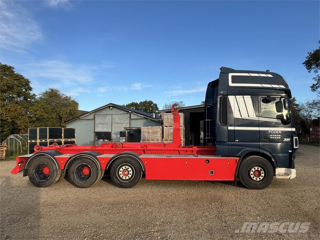 DAF XF 510 FAK 8X2 Вантажівки з гаковим підйомом