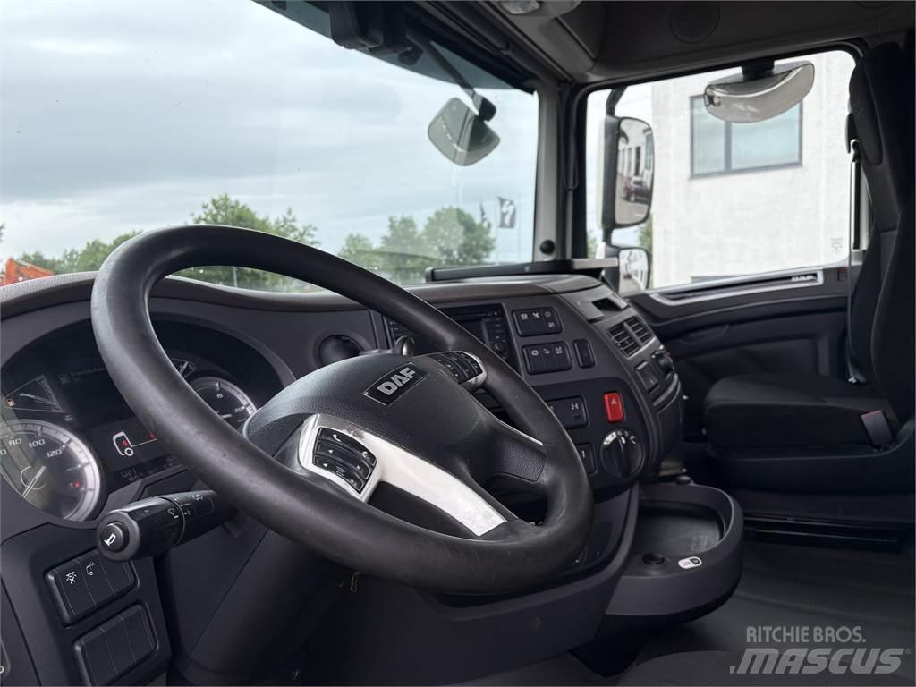 DAF XF 530 Тягачі