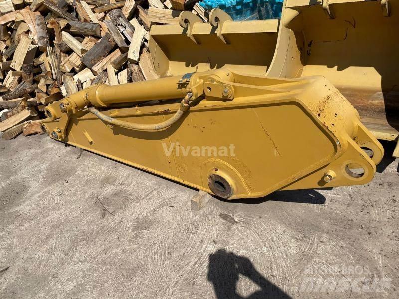 CAT 320 Бони і ковші
