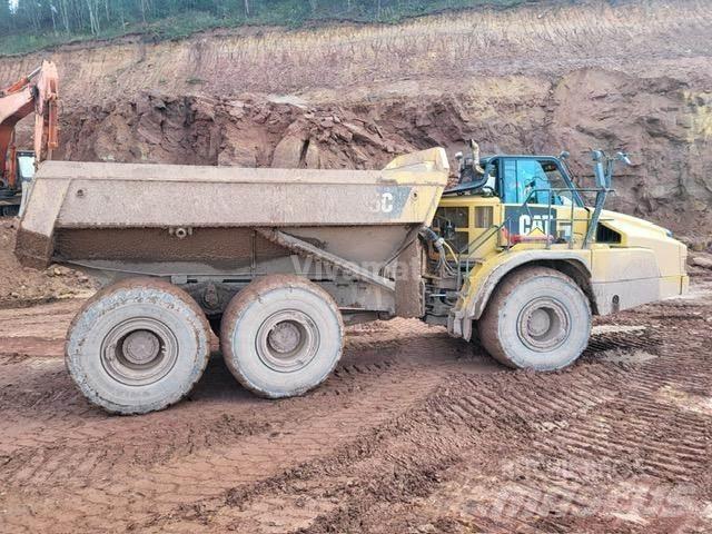 CAT 745C Зчленовані самоскиди