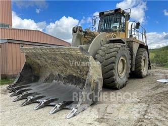 CAT 990 II Фронтальні навантажувачі