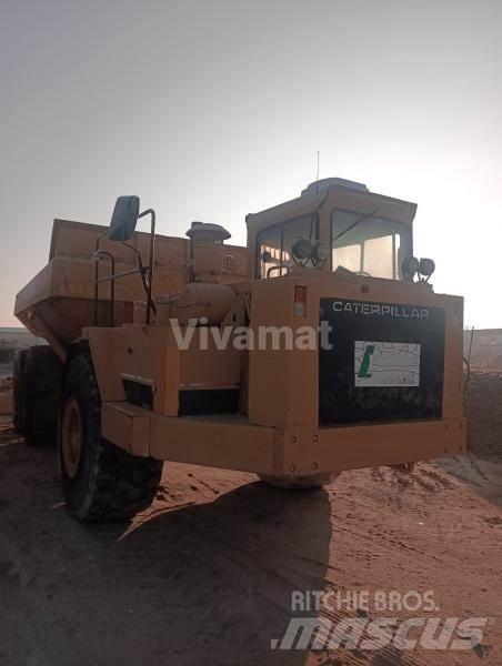 CAT D350C Зчленовані самоскиди