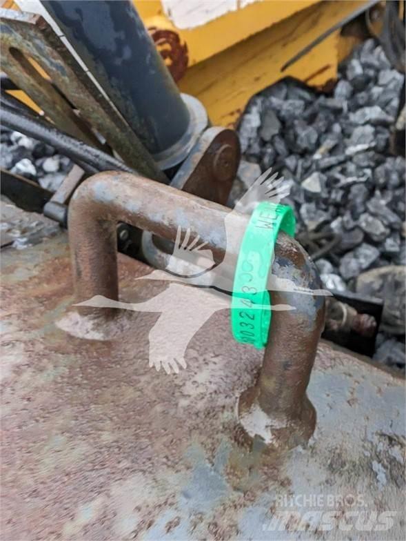 Bobcat  Машини для розщеплення асфальту