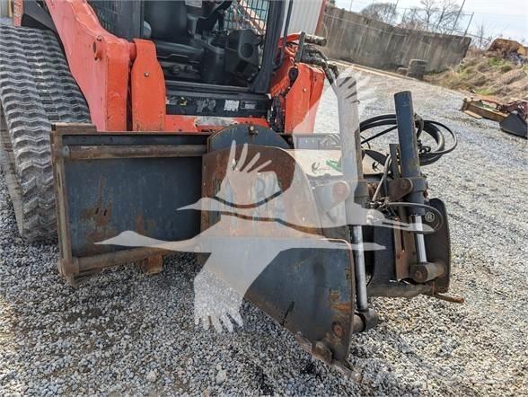 Bobcat  Машини для розщеплення асфальту