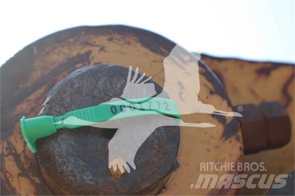 CAT  Ковші