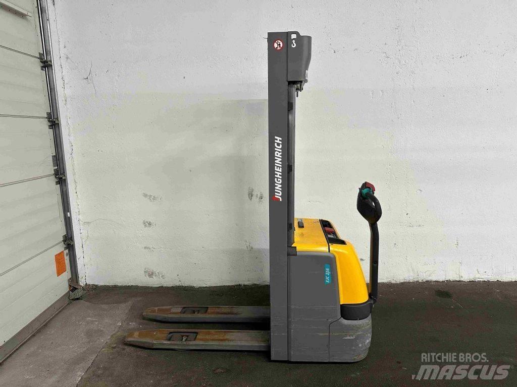 Jungheinrich EJC 216 Ручний візок