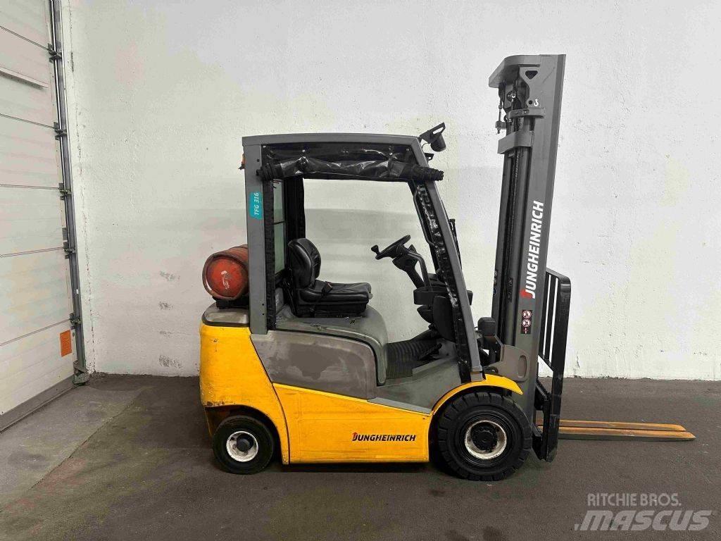 Jungheinrich TFG 316 Газові навантажувачі