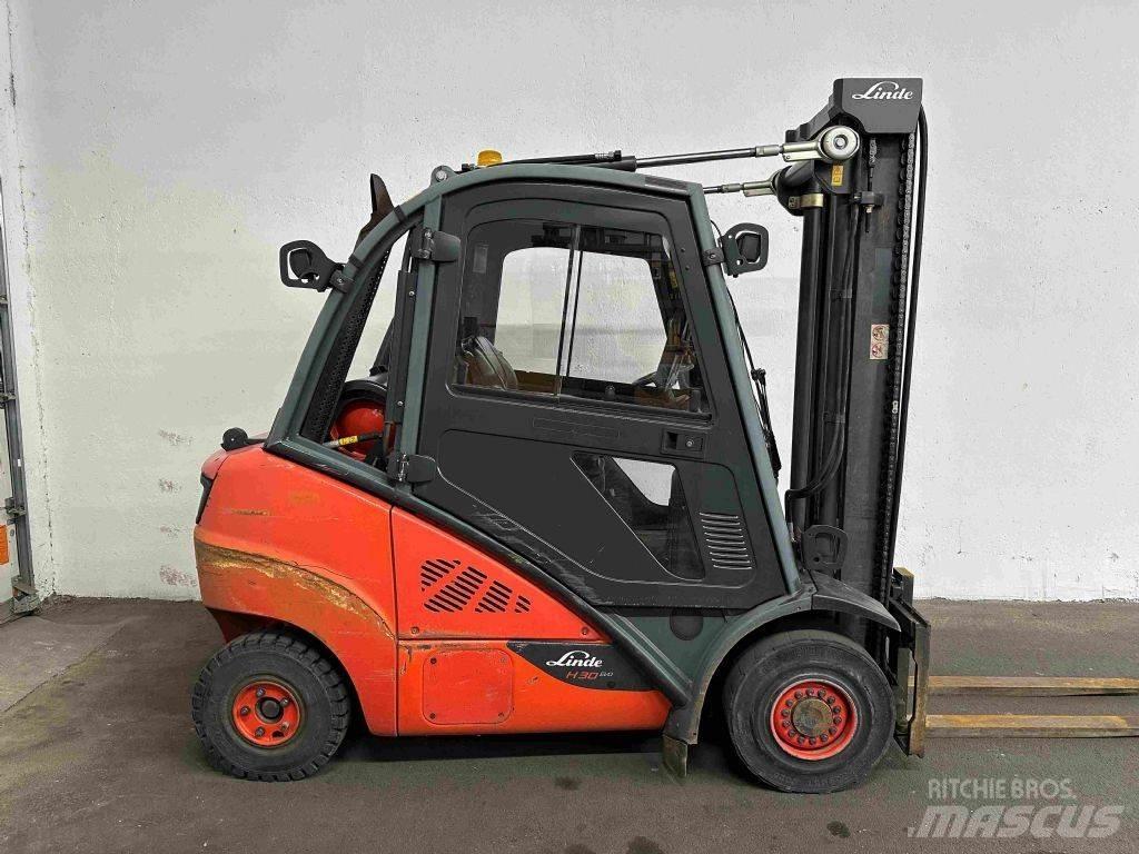Linde H 30 T-02 EVO Газові навантажувачі