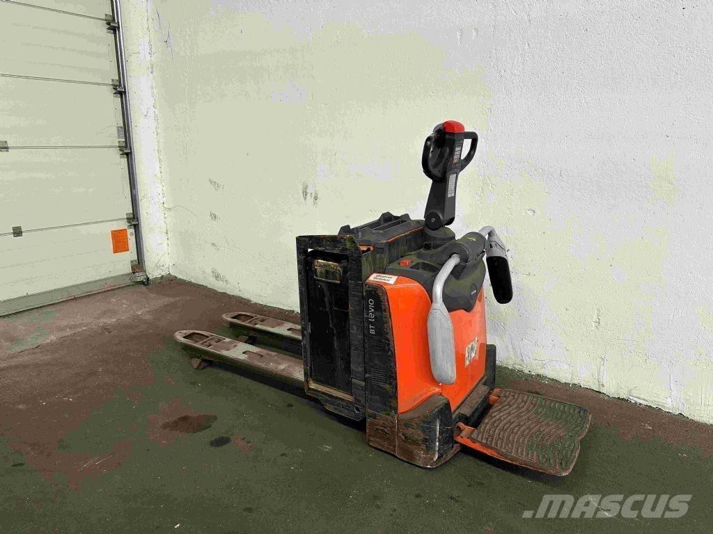 Toyota LPE 200 Штабелери