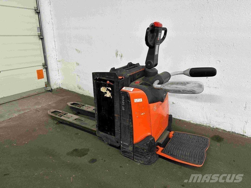 Toyota LPE 200 Штабелери