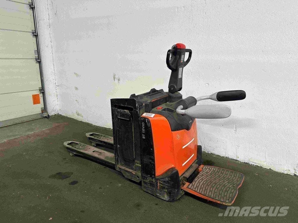 Toyota LPE 200 Штабелери