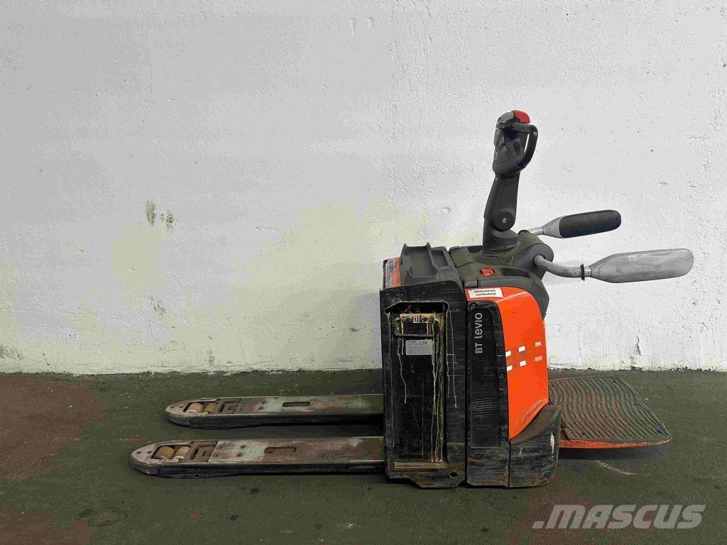 Toyota LPE 200 Штабелери