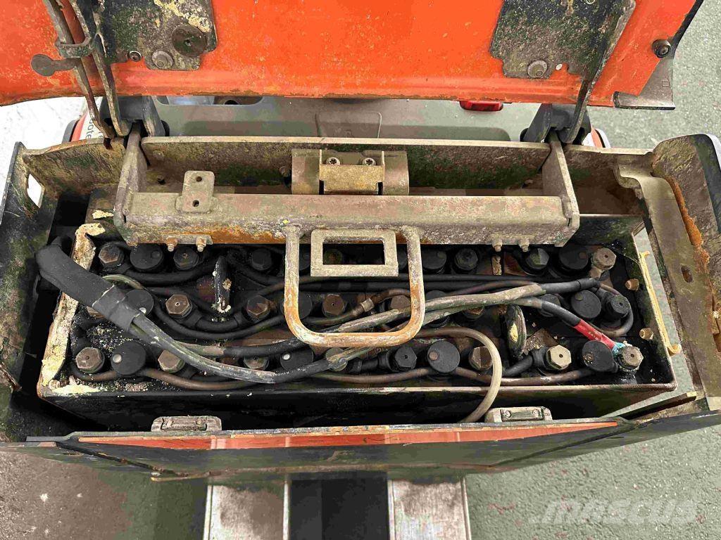 Toyota LPE 200 Штабелери